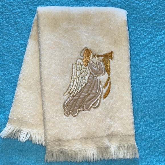 CHRISTMAS ANGEL metallic embroidered hand towel fingertip towel fringe edges NEW - Picture 1 of 7